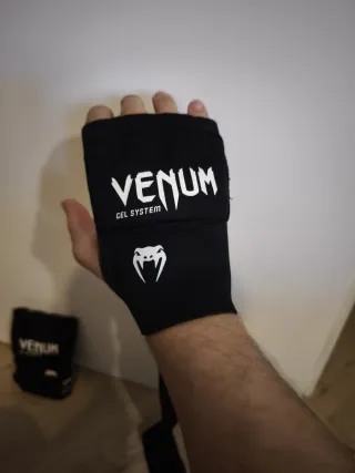 Guantes Boxeo Venum + Vendas Gel