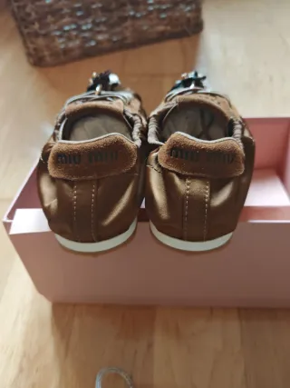 Miu Miu Zapatillas Marrón/Dorado