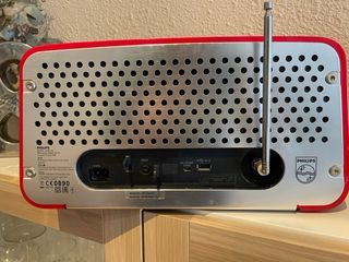Radio Philips ORT7500 DAB HiFi Bluetooth Roja