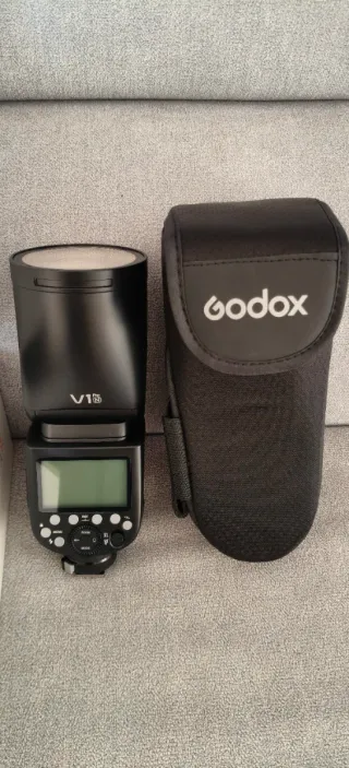 Flash Nikon Godox V1 Pro N es NUEVO
