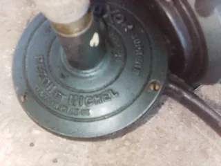 Carrete de pesca Pezon et Michel