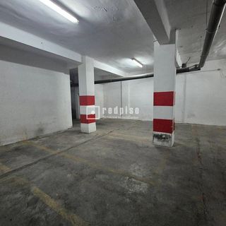 Garaje en venta en Los Remedios en Sevilla