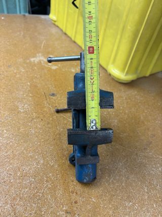 Tornillo de banco azul