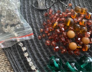 Lote abalorios varios para manualidades