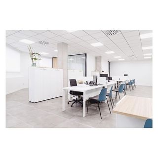 Oficina en alquiler en Albaida