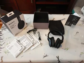 Auriculares Sony WH-H910N Negro