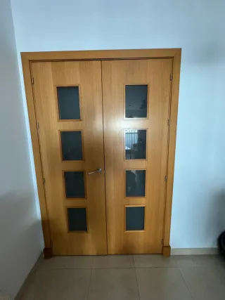 Puertas de paso de madera con cristal