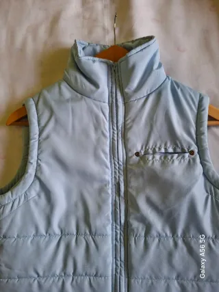 Chaleco acolchado azul cielo Talla S