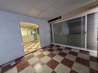 Local comercial en venta en Martorell