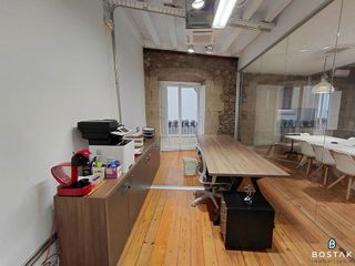 Oficina en alquiler en Casco Viejo en Bilbao