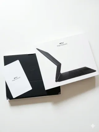 Apple Magic Keyboard iPad Pro 13"