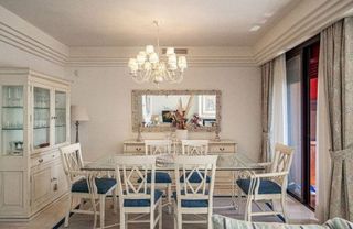 Piso en alquiler en Nueva Andalucía centro en Marbella