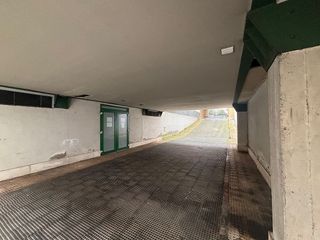 Garaje en venta en Santa Cruz de Bezana