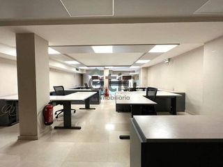 Local comercial en alquiler en Plaça Catalunya en Manresa