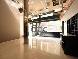 Local comercial en alquiler en Plaça Catalunya en Manresa