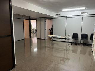 Oficina en alquiler en Camí fondo en Valencia