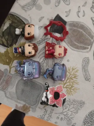 Figuras Stranger Things Huevo Kinder