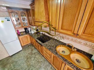 Piso en venta en Zona Hispanidad-Vivar Téllez en Vélez-Málaga