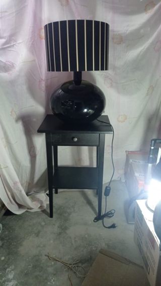 Lámpara de cristal negra y mesita 25 cada articulo