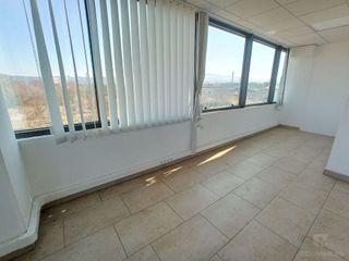 Oficina en alquiler en Santa Clara-Caputxins-Hospital en Vic