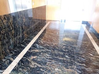 Oficina en alquiler en Santa Clara-Caputxins-Hospital en Vic