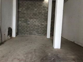 Local comercial en venta en Castilla - Hermida en Santander