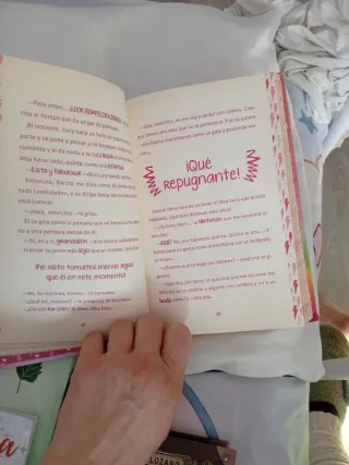 Idénticas y opuestas (Karina & Marina 1)