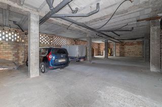 Local comercial en venta en Cúllar Vega