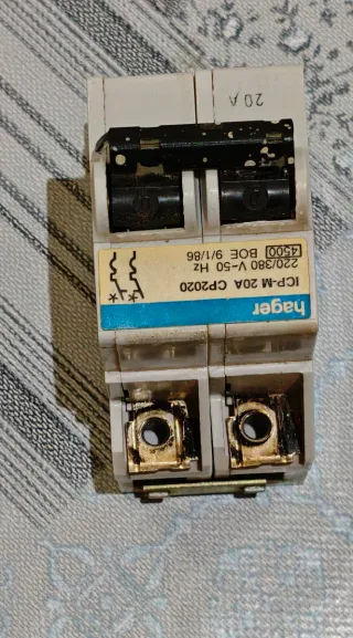 ICP Hager 20A CP2020 Interruptor Automático