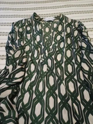 Camisa Mango Verde y Blanca Talla S