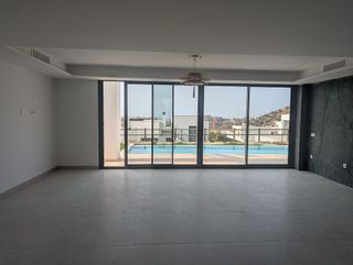 Chalet en alquiler en El Mayorazgo - El Limonar en Málaga