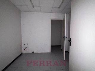 Local comercial en alquiler en La Sagrera en Barcelona