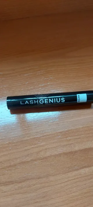 Máscara de pestañas Avon Lash Genius