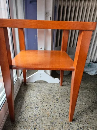 Mesa auxiliar madera y cristal