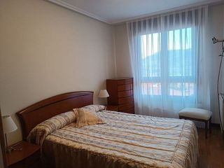 Piso en alquiler en Parque del Oeste - Olivares en Oviedo