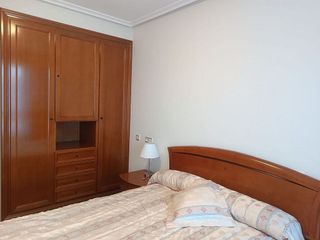 Piso en alquiler en Parque del Oeste - Olivares en Oviedo