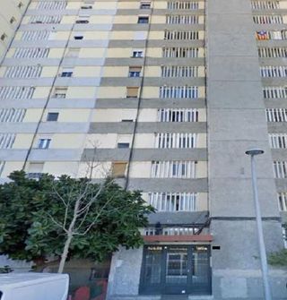 Local comercial en venta en Bellvitge en Hospitalet de Llobregat, L´