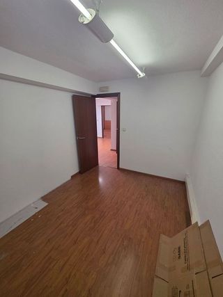 Local comercial en alquiler en Juan Flórez - San Pablo en Coruña (A)