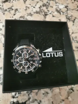 Reloj Lotus Correa Caucho Negro