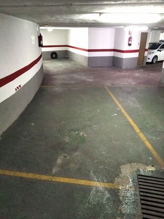 Garaje en venta en La Constitución - Canaleta en Mislata