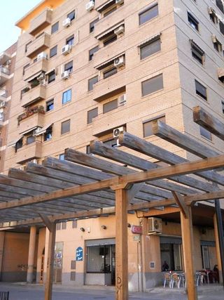 Garaje en venta en La Constitución - Canaleta en Mislata