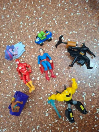 Lotto Personaggi Giocattolo