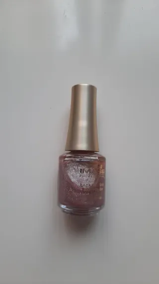 Lote Maquillaje Ten Image: Labial, Uñas, Cejas