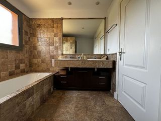 Piso en alquiler en Centro Urbano en Estepona