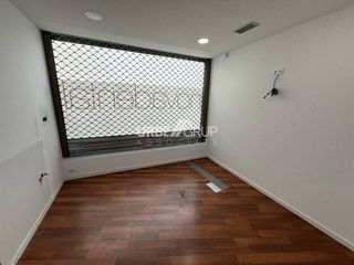 Local comercial en alquiler en Barri del Centre en Terrassa