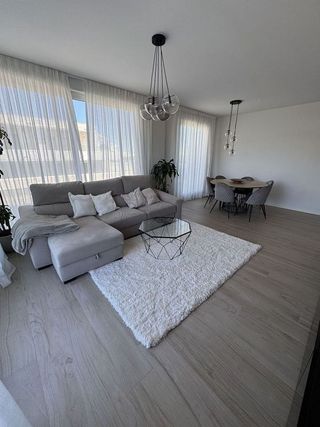 Ático en alquiler en Nueva Andalucía centro en Marbella