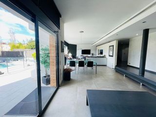 Casa adosada en alquiler en Alella