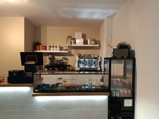 Local comercial en alquiler en Centro en Elche