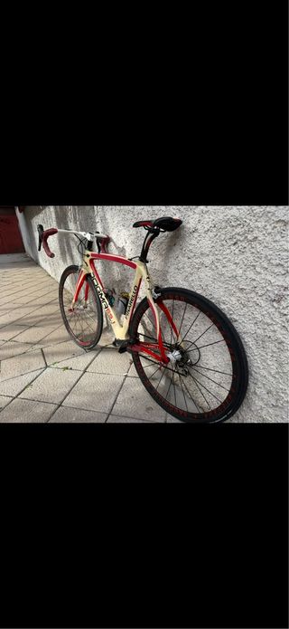 Bicicleta de carretera Pinarello