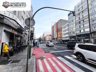 Local comercial en alquiler en Cuatro Caminos - Plaza de la Cubela en Coruña (A)